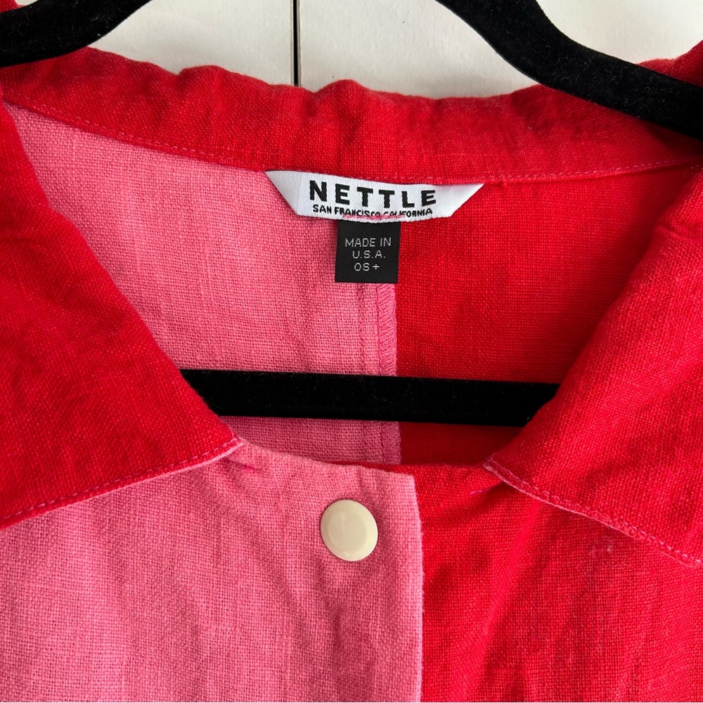 Colorblock Red and Pink Women's Shirt and Shorts Set - Picture 4 of 11